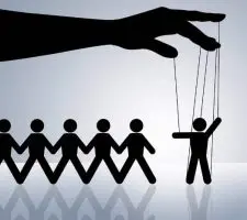 Siamo veramente liberi di scegliere? Siamo veramente liberi di scegliere?