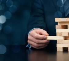 Gestione del Rischio nella leadership: le 5 tappe efficaci Gestione del Rischio nella leadership: le 5 tappe efficaci