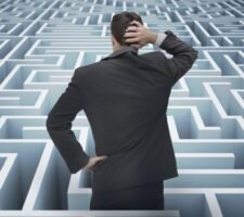 Superare gli ostacoli alla delega: scopri i 6 principali da rimuovere Superare gli ostacoli alla delega: scopri i 6 principali da rimuovere