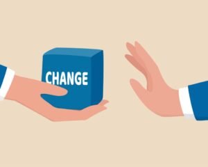 Superare la resistenza al cambiamento: 3 segreti da scoprire Superare la resistenza al cambiamento: 3 segreti da scoprire